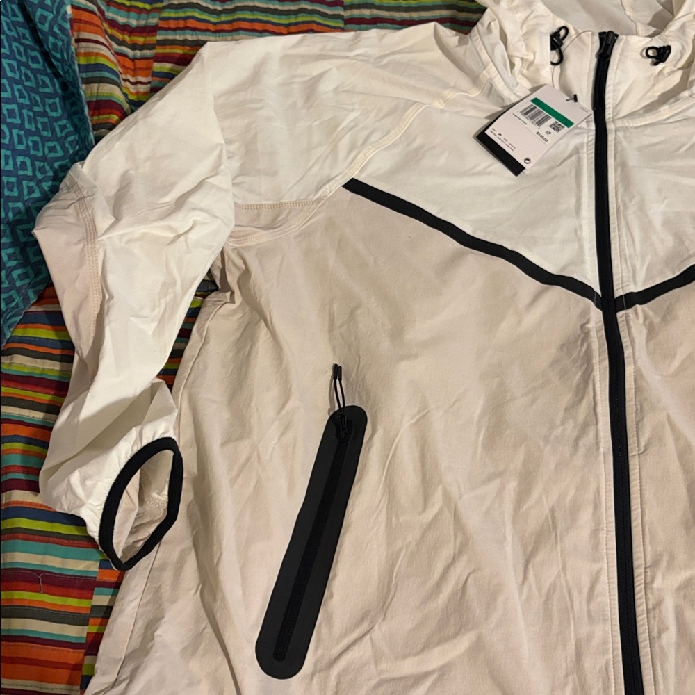 Nike tech nylon Men's White and Black Windbreaker Jacket extra large loose fit - Picture 2 of 16